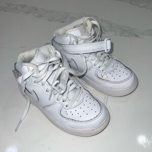 Little boys Nike shoes. Size 11.5